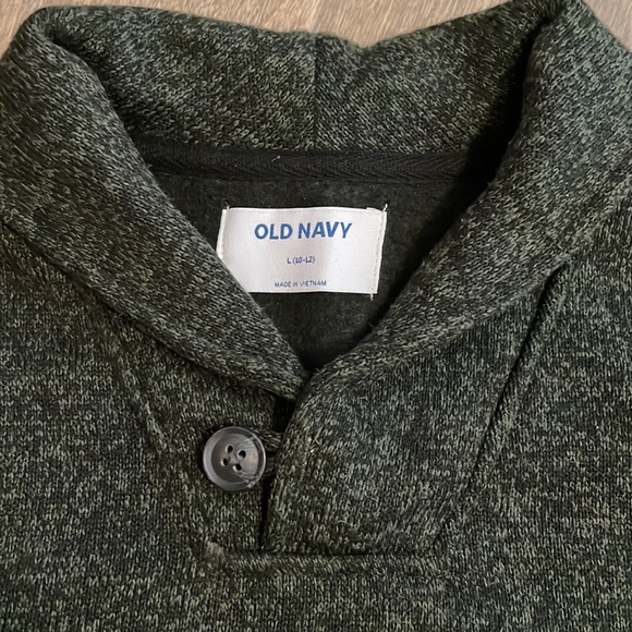 Boys Old Navy Sweater - Picture 2 of 4